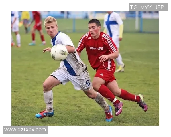 球星足球盛宴回顾:顶尖球员的巅峰对决与精彩瞬间 球星足球盛宴回顾:顶尖球员的巅峰对决与精彩瞬间