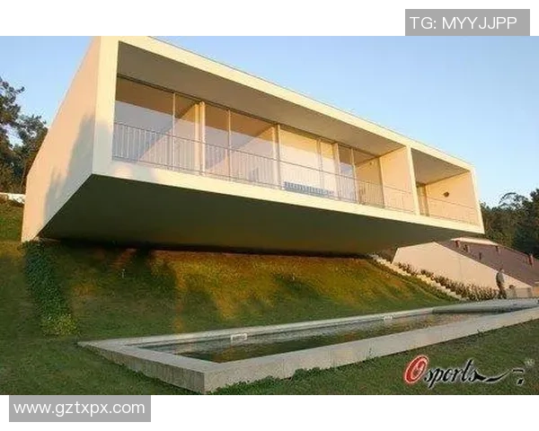 走进足球巨星奢华豪宅揭秘他们不为人知的私生活与梦想空间