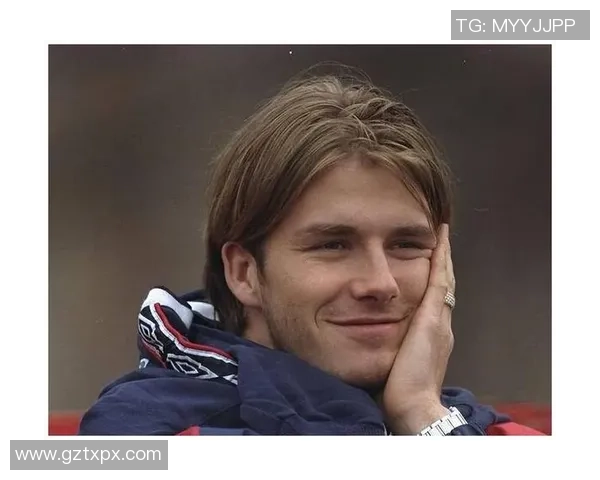 近视足球球星们的拼搏与梦想:挑战视力极限,成就绿茵传奇 近视足球球星们的拼搏与梦想:挑战视力极限,成就绿茵传奇